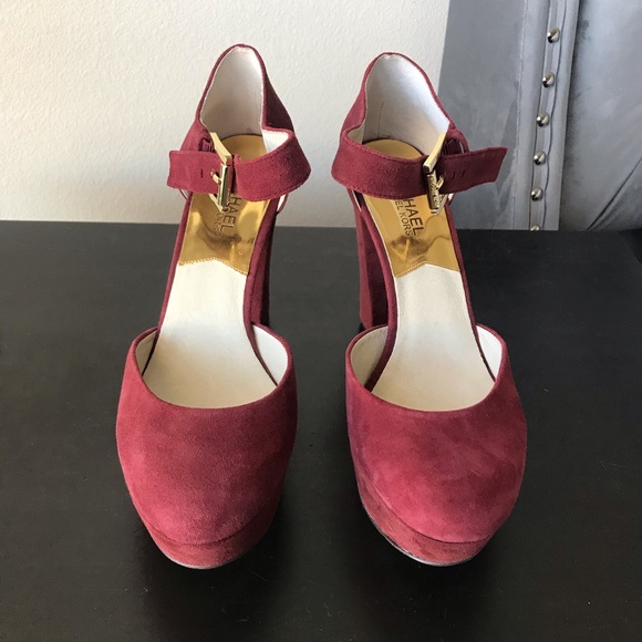 Micheal Kors Sierra Platform Heels - Picture 5 of 7